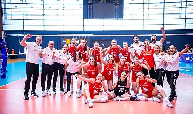 U19 Kadın Voleybol Takımı yarı finalde