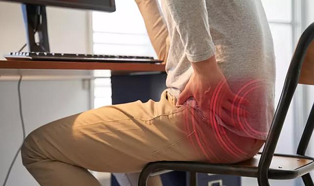 Uzun Süre Oturanlar Dikkat: Kalça Ağrısı Tehlikesi