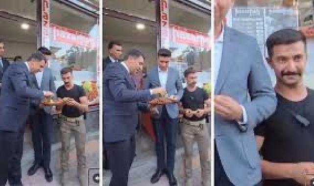 Vali Aygöl'den korumasına esprili çiğ köfte göndermesi