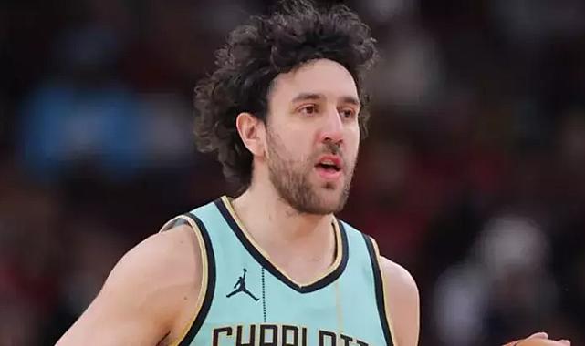 Vasilije Micic rekor ücretle Euroleague’e döndü