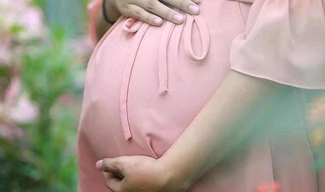 Yapay zeka mucizesi: 18 yıl sonra bebek bekliyor