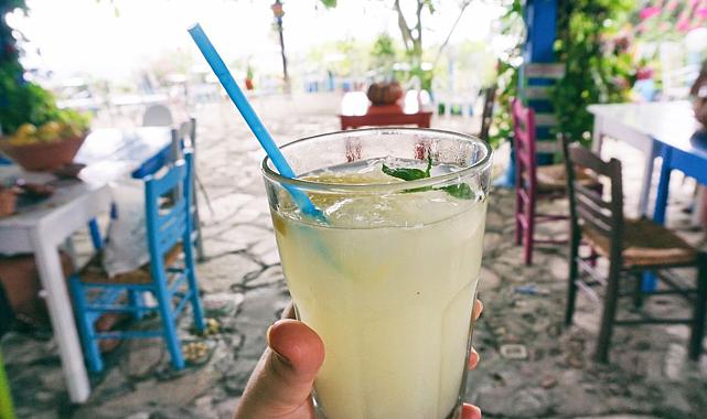 Yazın favorisi limonata, güneşin tahribatına karşı