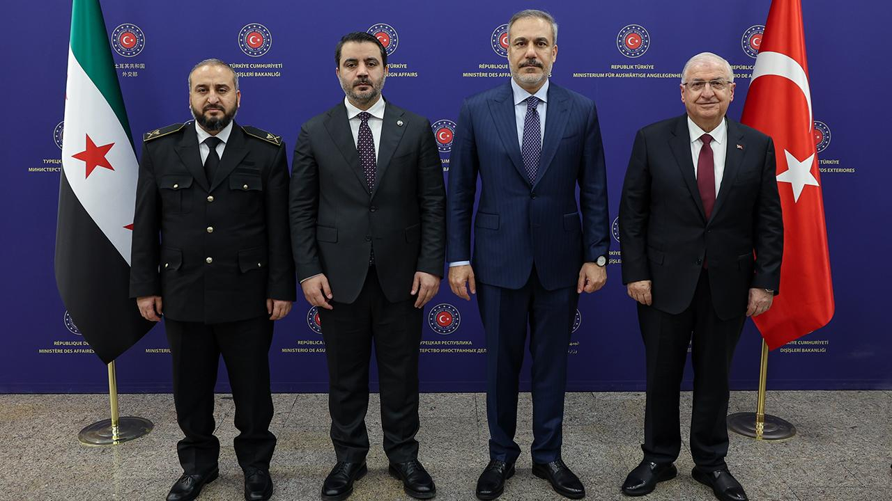 Suriyeli iki bakan Ankara’ya geliyor