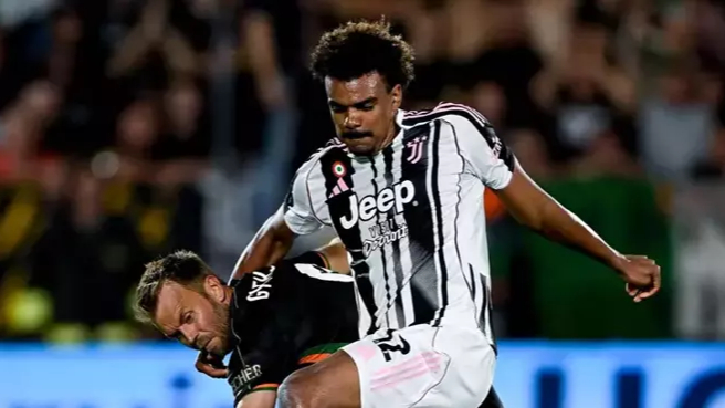 Galatasaray’ın Premier Lig’den Stoper Hamlesi: Renato Veiga