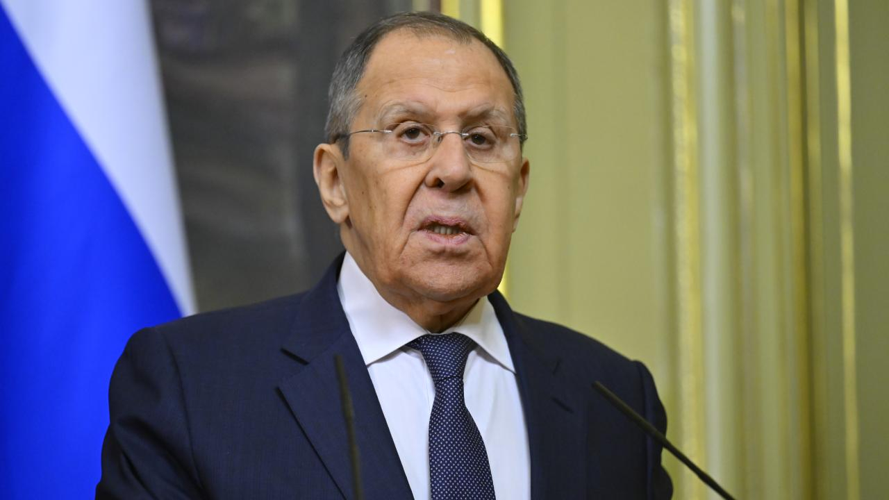 Lavrov'dan Trump zirvesine temkinli yaklaşım