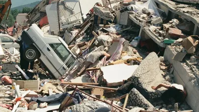 17 Ağustos depreminin 26. yılı: Uyarılar sürüyor