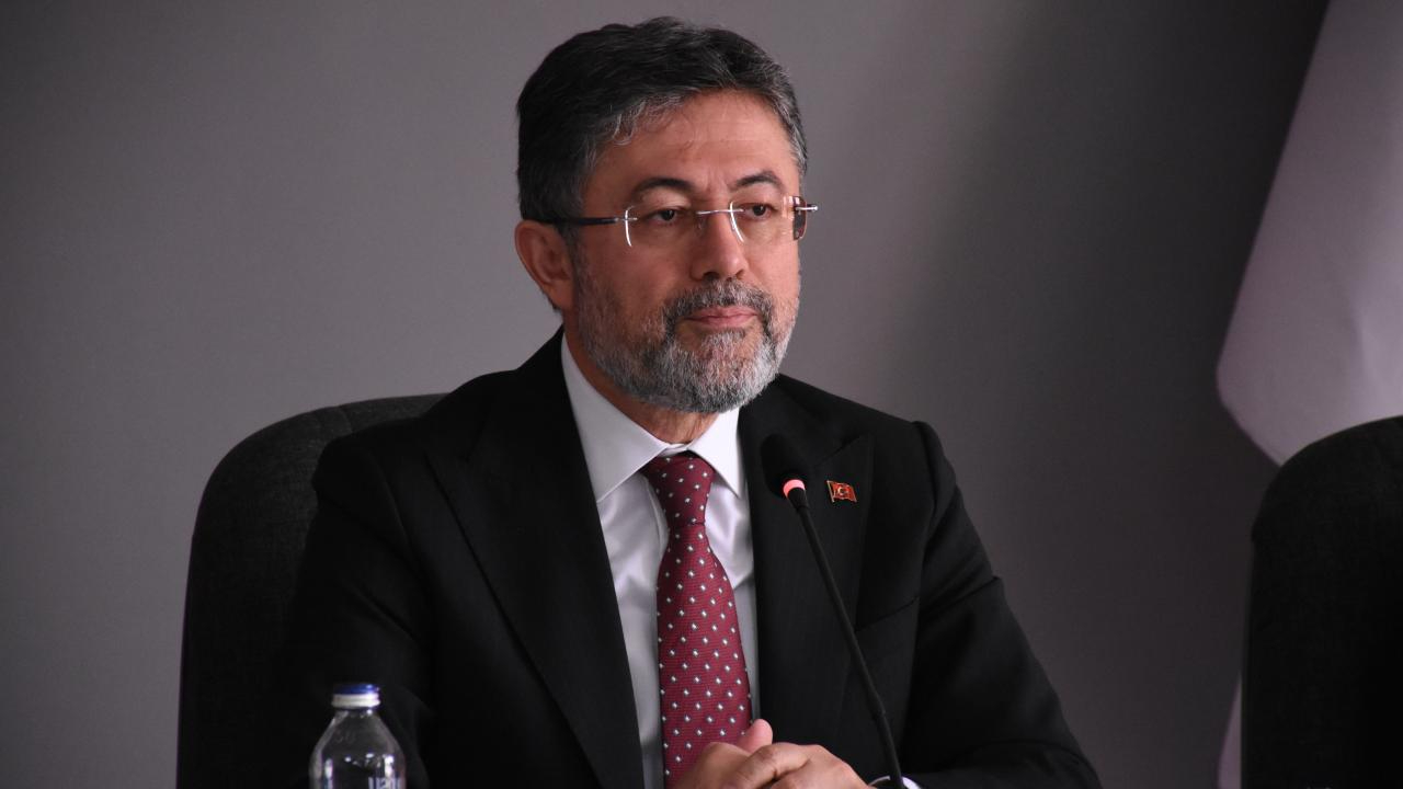 Bakan Yumaklı: İklim Kanunu'nda yapay et yok