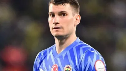 Fenerbahçe’de Livakovic’e sürpriz talip!