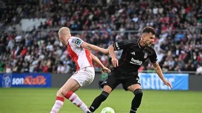Beşiktaş'ta Ernest Muci şoku! Kadrodan çıkarıldı