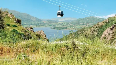 İzmir'de Tarih ve Manzara: Bergama Teleferiği