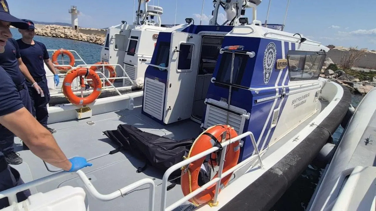 Karaburun açıklarında yük gemisi kazası: 1 ölü