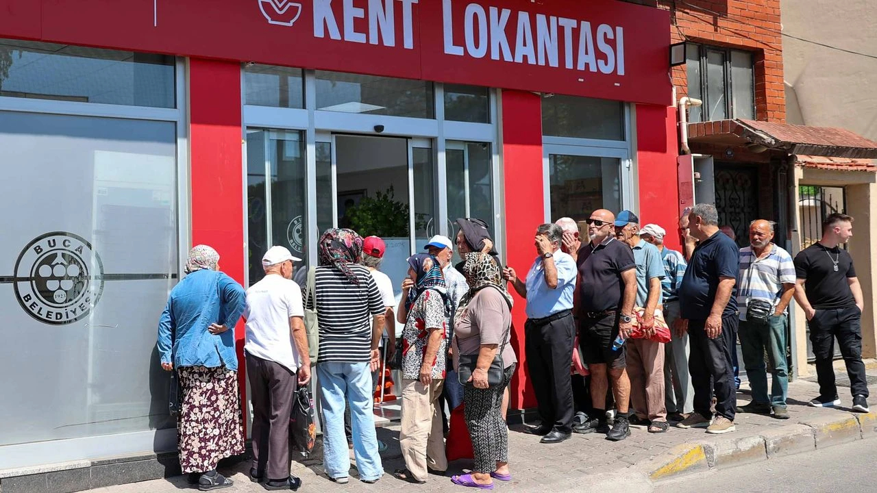 Buca Kent Lokantaları’nda 4 çeşit yemek 50 lira