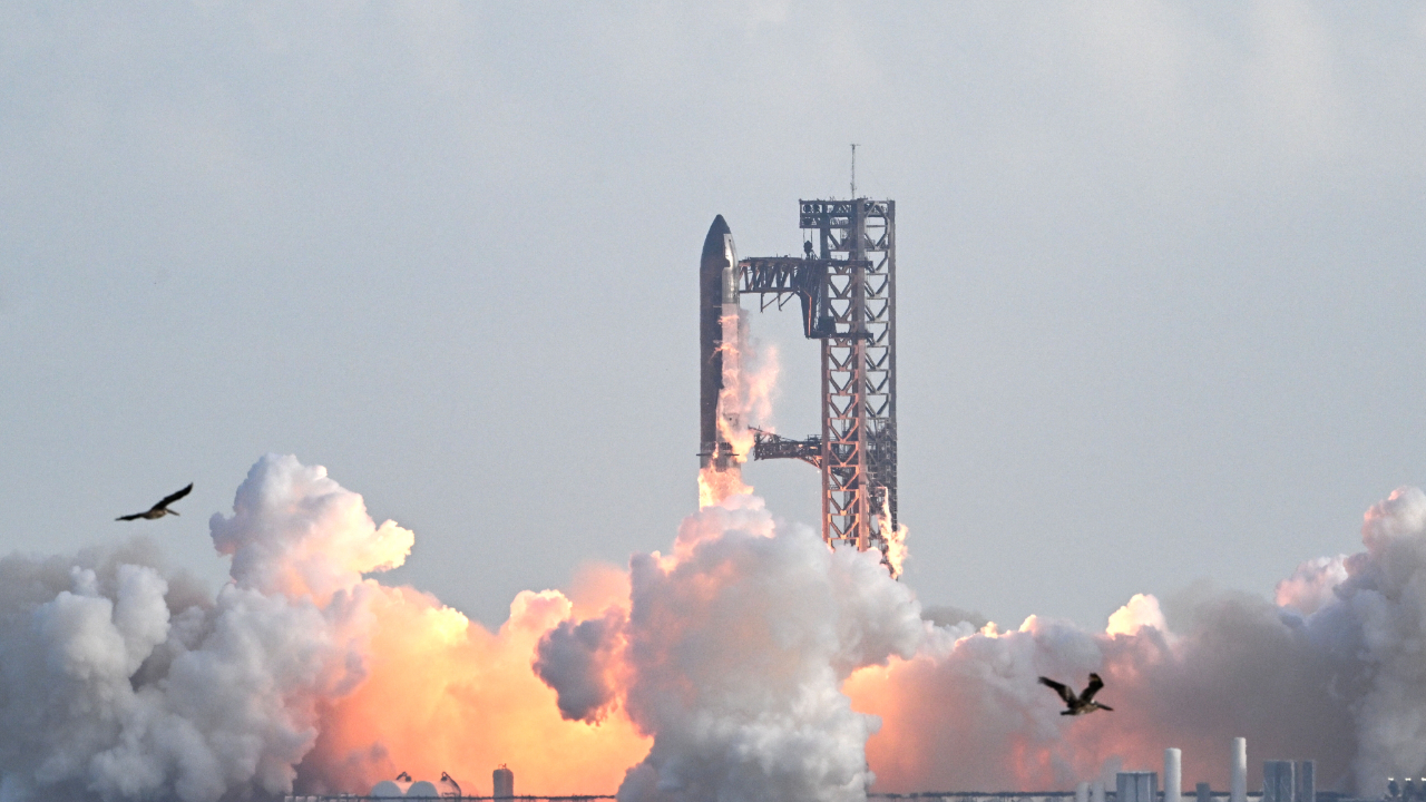 SpaceX Starship 10’uncu testte başarıya ulaştı