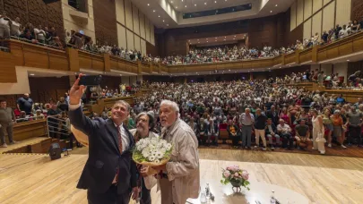 İzmir’de yeni kütüphane Prof. Dr. İlber Ortaylı’yı taşıyacak