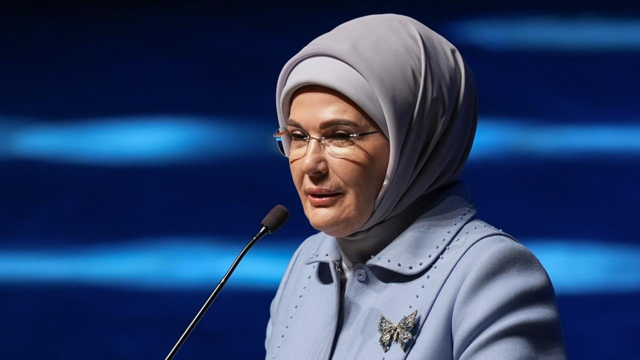 Emine Erdoğan, Şule Yüksel Şenler’i vefatının 6. yılında andı