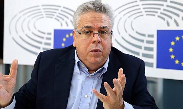 AP’den Türkiye’ye çağrı: Hocaoğulları bırakılmalı