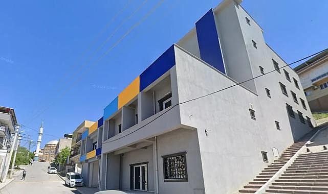 Buca’da kadın sığınma evi satışı planına tepki büyüyor