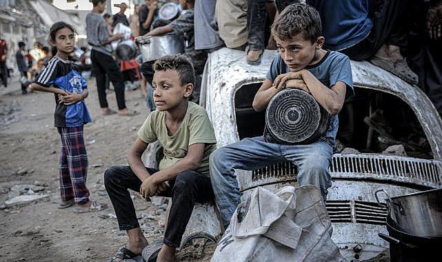 Gazze&#039;de yardım krizi: Günde 600 tır yerine 85 tır