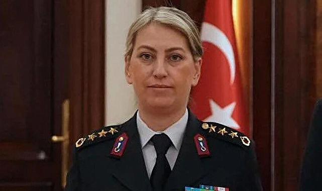 Gülden Mat Şakir tuğgeneralliğe terfi etti