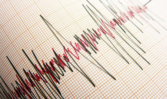 Kütahya Simav'da peş peşe depremler: 3.8 ile sarsıldı
