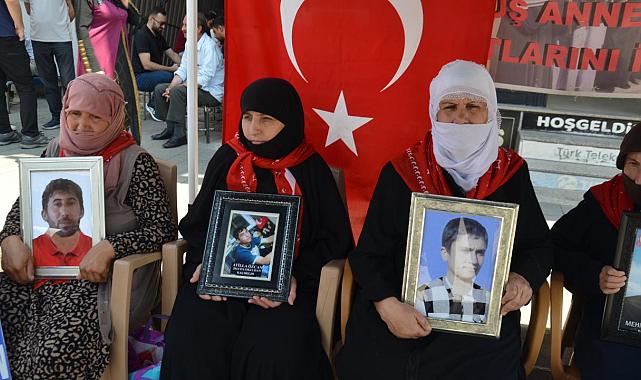 Muş&#039;ta evlat nöbeti sürüyor