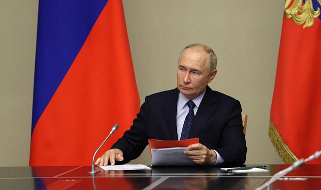 Putin: Hedefler değişmedi, cephede ilerliyoruz