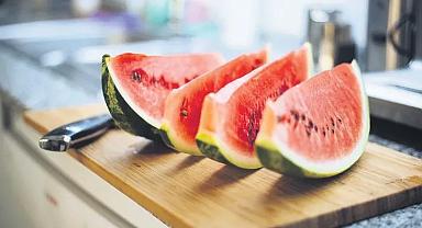 Yazın karpuz tüketirken bu uyarılara dikkat 