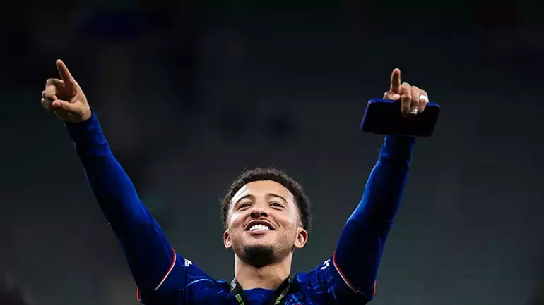 Beşiktaşlı taraftarı üzen karar: Jadon Sancho Aston Villa'da