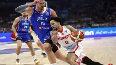 12 Dev Adam, Sırbistan'ı şaşkına çevirdi: 95-90