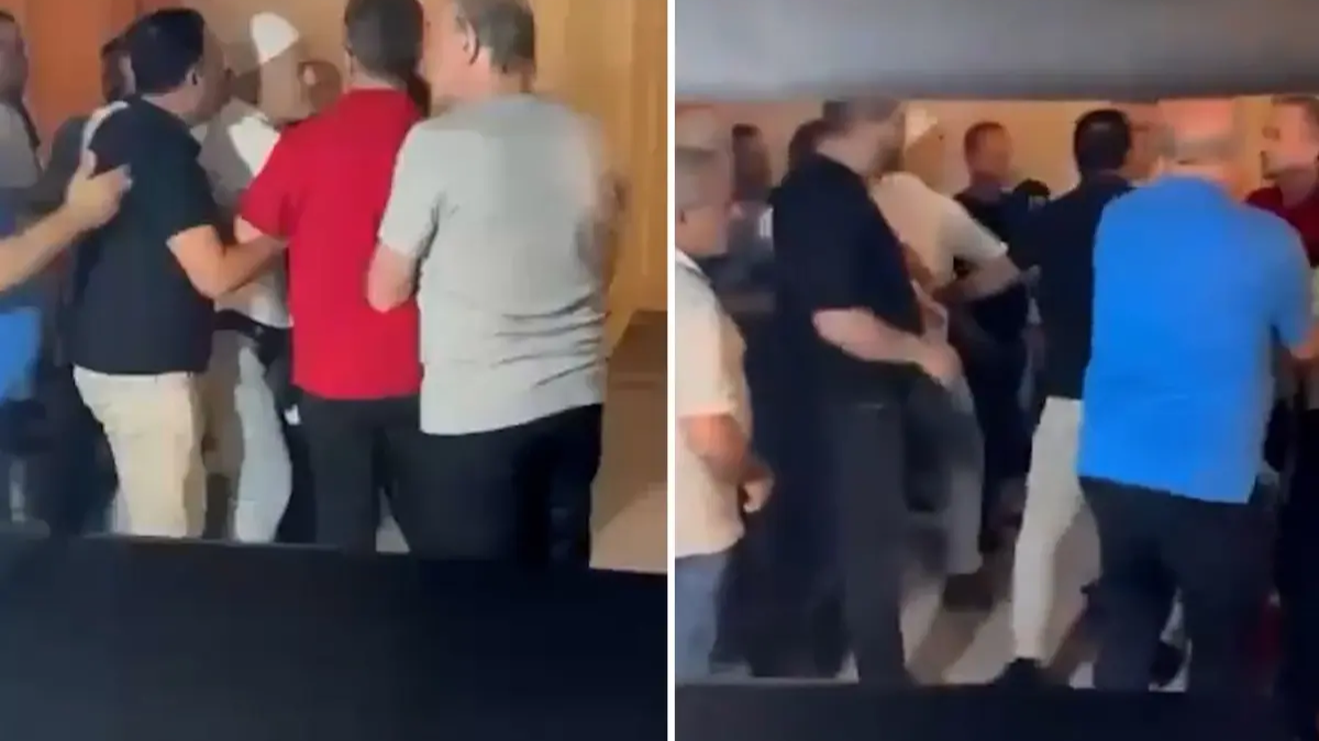 Bursa’da Atatürk posteri gerilimi