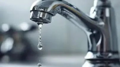 Urla’da 218 saatlik su kesintisi: Kovaları doldurun