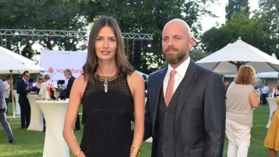 Yasemin ve İzzet Özilhan 14 yıl sonra boşandı