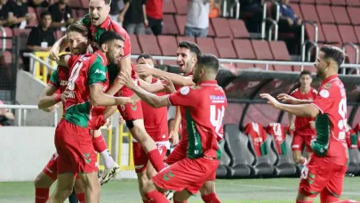 Karşıyaka, Afyonspor'u geriden gelip 2-1 yendi