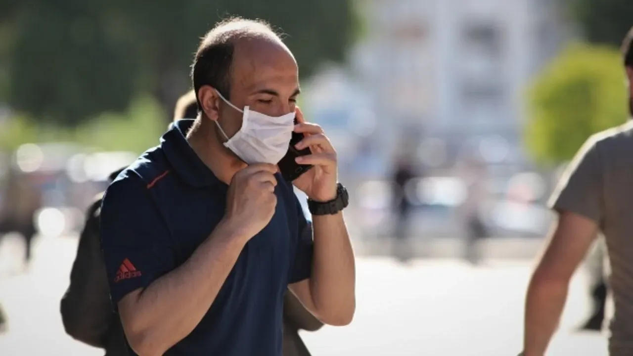 Covid-19’da Sessiz Yayılım Uyarısı: Maske ve Mesafe Şart