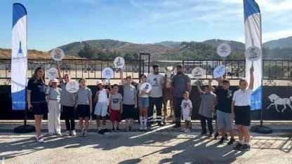 İzmir’de Speaking Club çocukları hayvanlarla buluşturdu