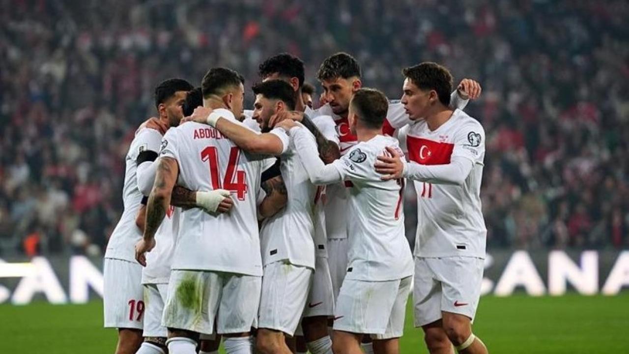 A Milli Takım zafer peşinde! İşte Montella'nın İspanya maçı muhtemel 11'i