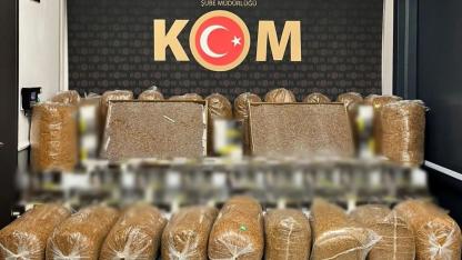 Afyonkarahisar'da kaçak sigara baskını: 91 bin 400 makaron ele geçirildi