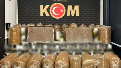 Afyonkarahisar'da kaçak sigara baskını: 91 bin 400 makaron ele geçirildi