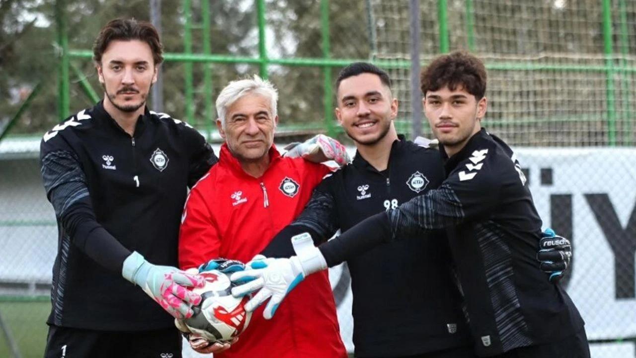 Altay&#039;da 3 kaleci görev yaptı!