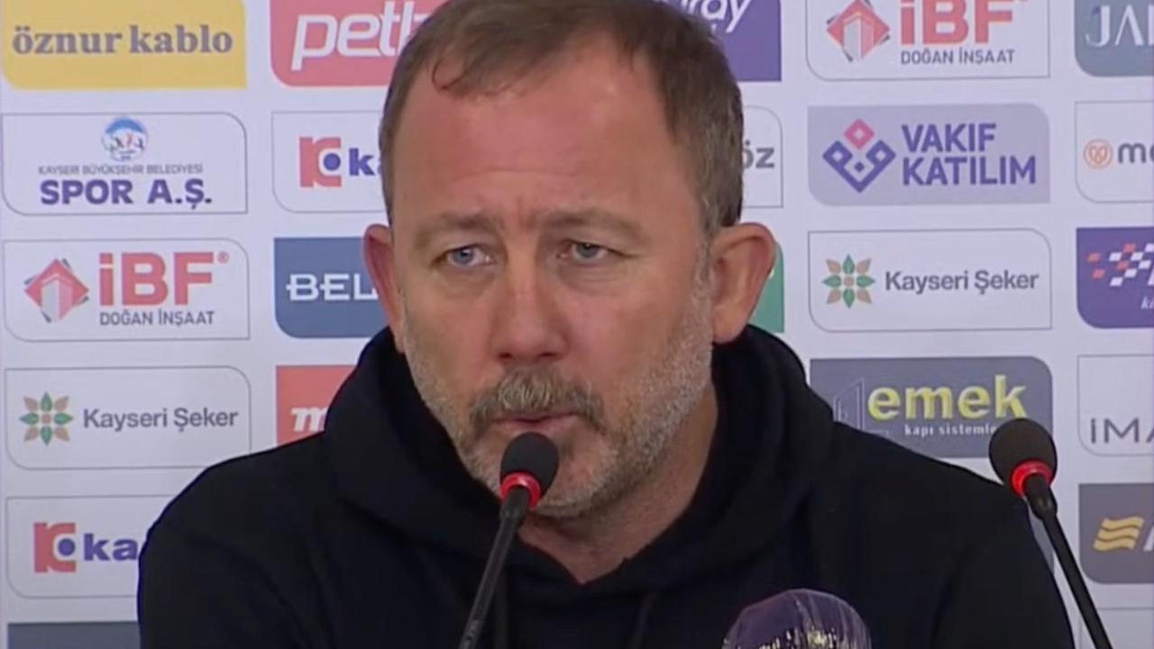 Beşiktaş&#039;ta ipler koptu kopacak! Yıldız oyuncudan olay sözler: &quot;Sergen Yalçın varsa ben yokum&quot;