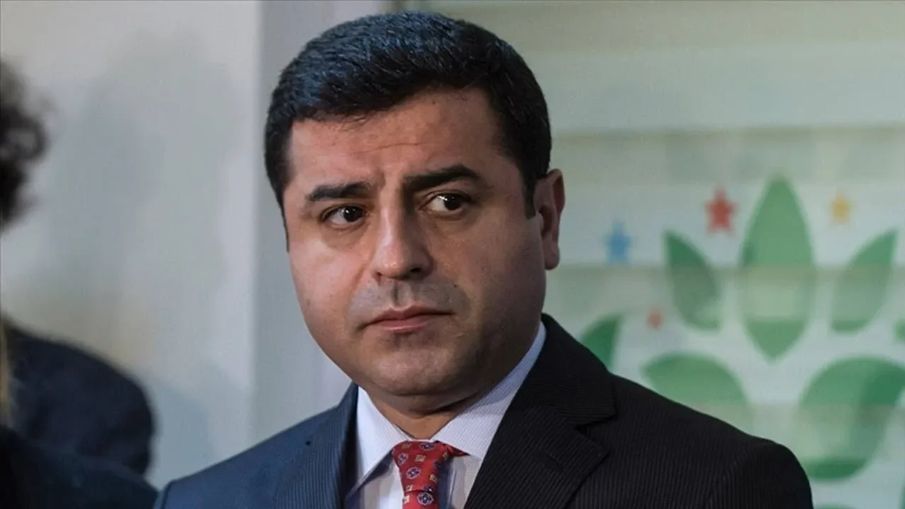 DEM Parti&#039;den bir Selahattin Demirtaş çağrısı daha!