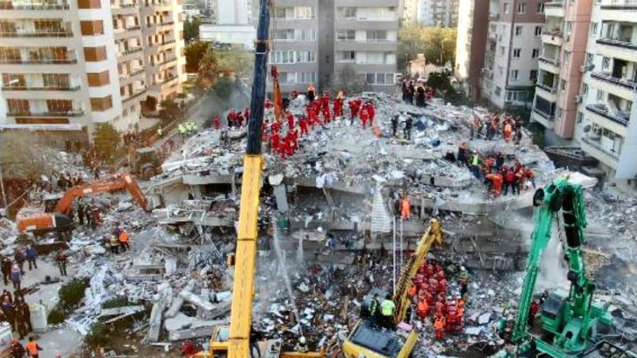 Depremzedeler ve müteahhitler aynı masada toplanıyor