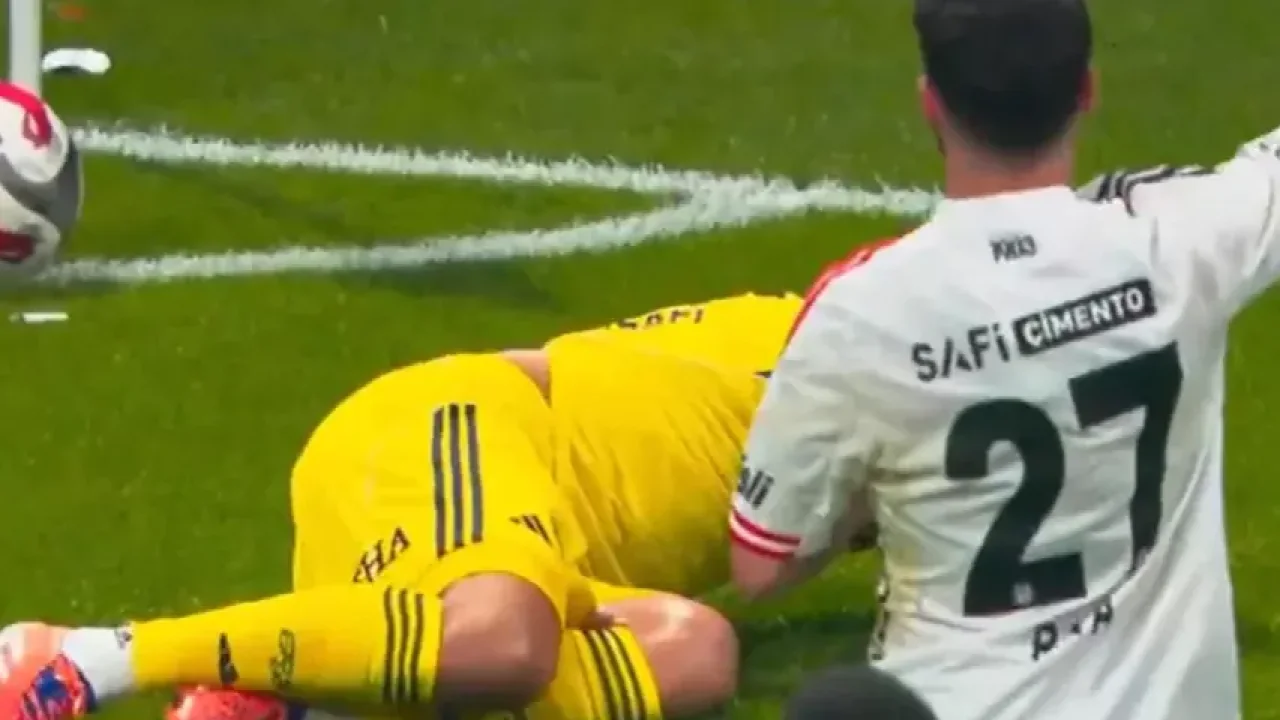 Derbide Asensio’ya Yabancı Madde Şoku!