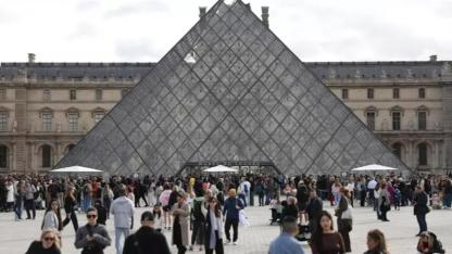 Dünya bu olayı konuşmuştu! Louvre Müzesi'ndeki soygunu DNA çözdü!