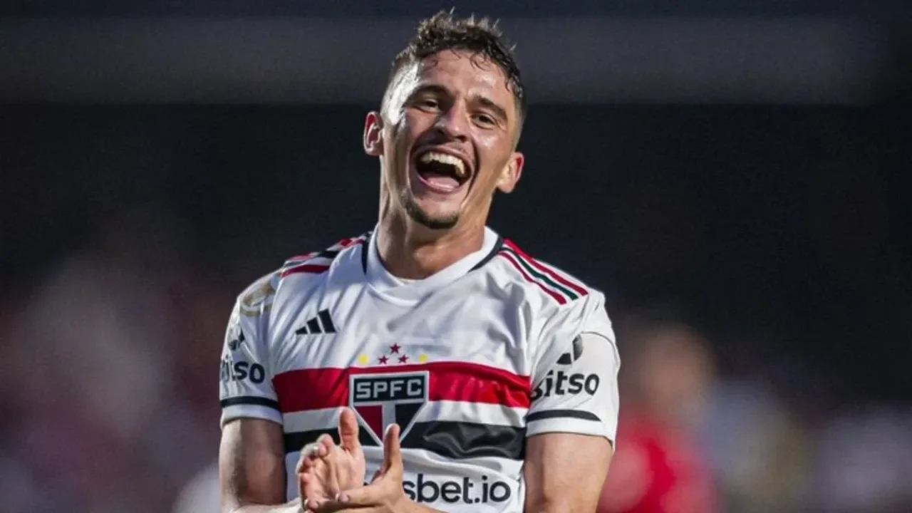 Göztepe Brezilyalı ön libero Pablo Maia ile görüştü