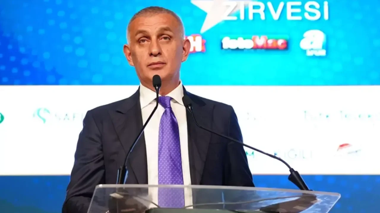 İbrahim Hacıosmanoğlu resmen duyurdu: Türk futboluna yeni hakemler geliyor