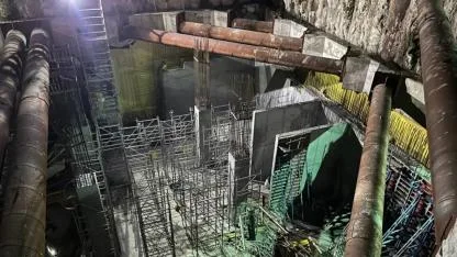 İstanbul'da metro inşaatında iskele çöktü: 2 yaralı, 1 işçi hayatını kaybetti