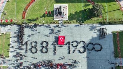 İzmir Ata’sına yürüdü