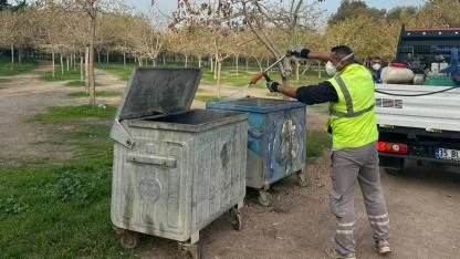İzmir Büyükşehir Belediyesi’nden karasinekle yoğun mücadele