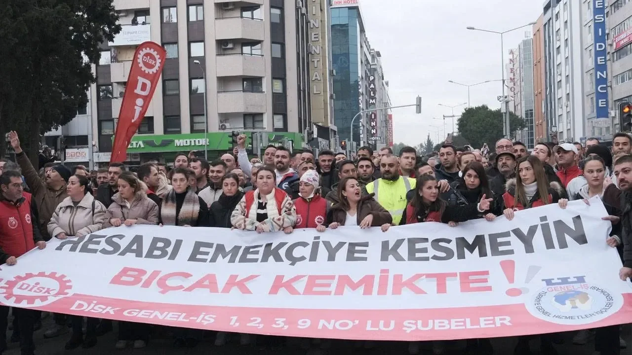 İzmir Büyükşehir’de ödeme krizi: Binlerce işçi eylem yapacak!